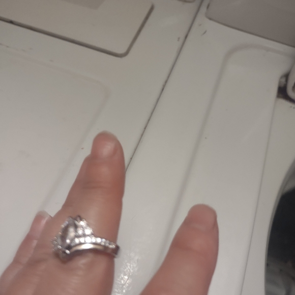 925 Sterling Silver Princes Cut CZ Ring size 8 - Picture 2 of 4